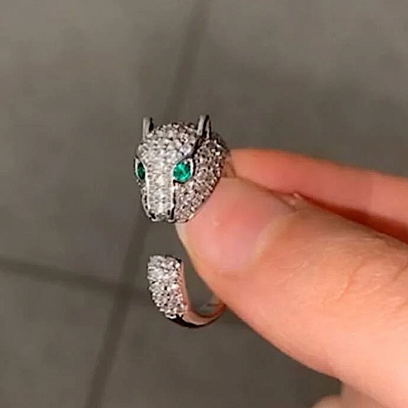 SILVER PANTHER ZIRCON RING - Picture 10 of 11